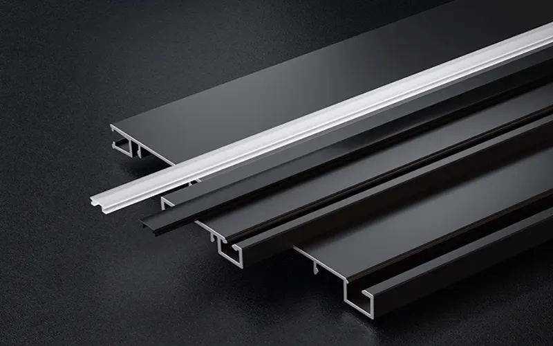 Lichtdurchlässigkeit des schwarzen LED-Aluminiumprofil-Lampenschirms