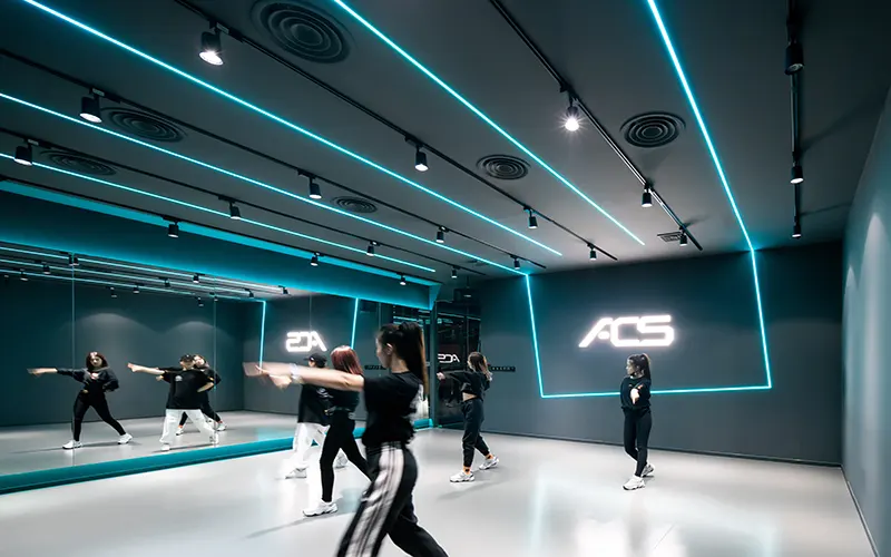 Striscia LED con copertura trasparente effetto diffusore