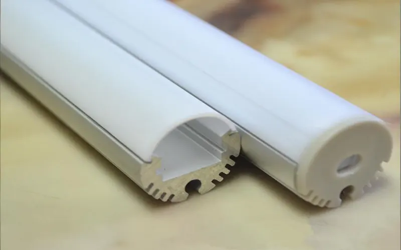 Profilo rotondo da incasso in alluminio a LED per l'illuminazione architettonica moderna
